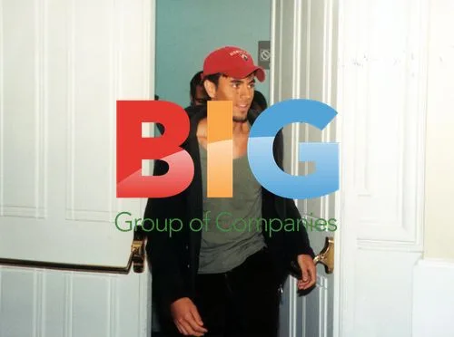 Enrique Iglesias Promotes 'Escape' Album