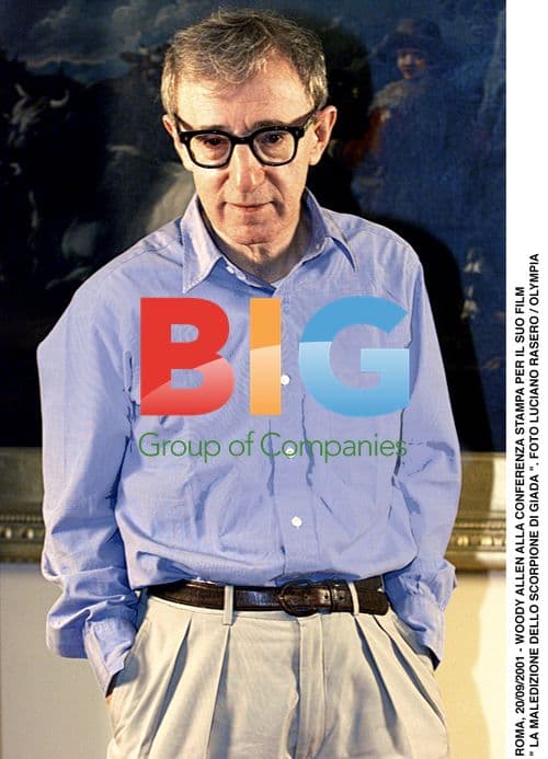 Celebrity at Fashion Event