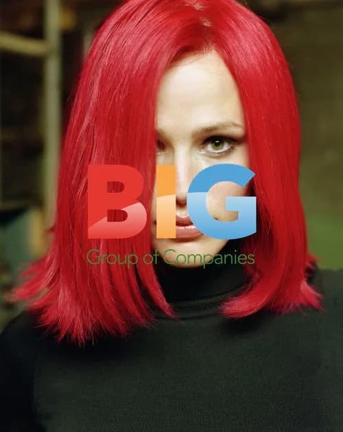 Jennifer Garner on set of ALIAS TV series
