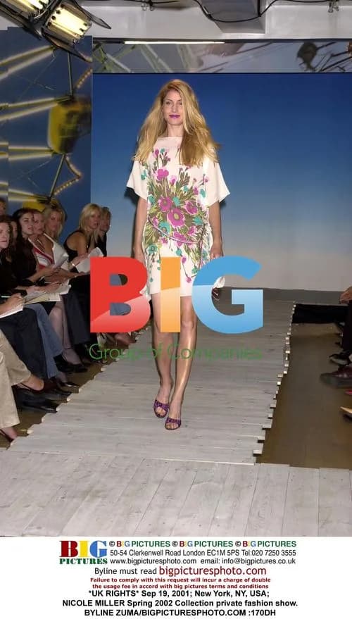 NICOLE MILLER Spring 2002 Collection Fashion Show