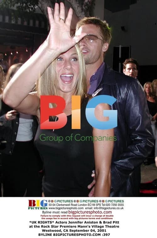 Jennifer Aniston & Brad Pitt at Rock Star Premiere