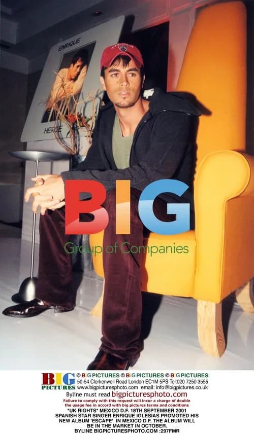 Enrique Iglesias promotes new album in Mexico