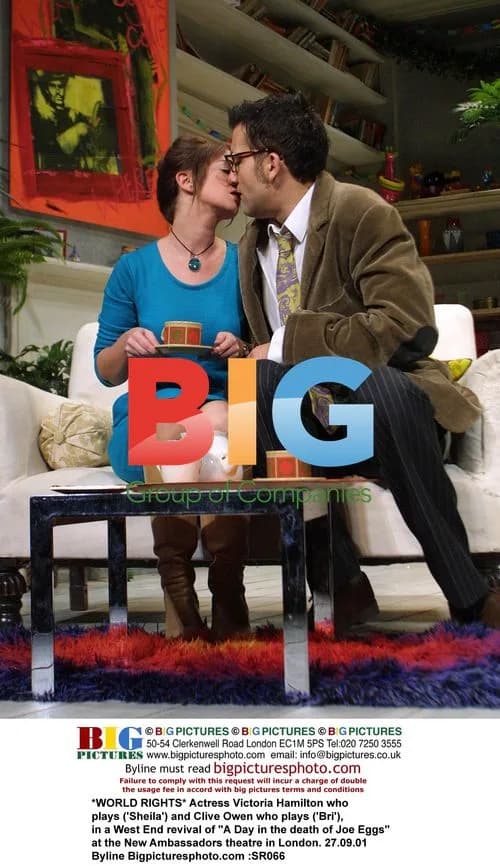 Clive Owen and Victoria Hamilton in 'A Day in the death of Joe Eggs'