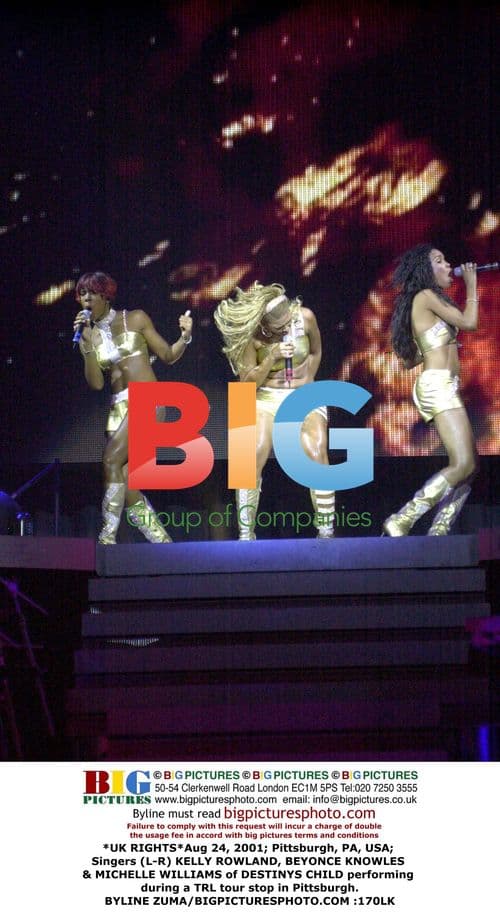 Destiny's Child Performs on TRL Tour