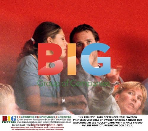 Victoria watches ice hockey at Globen