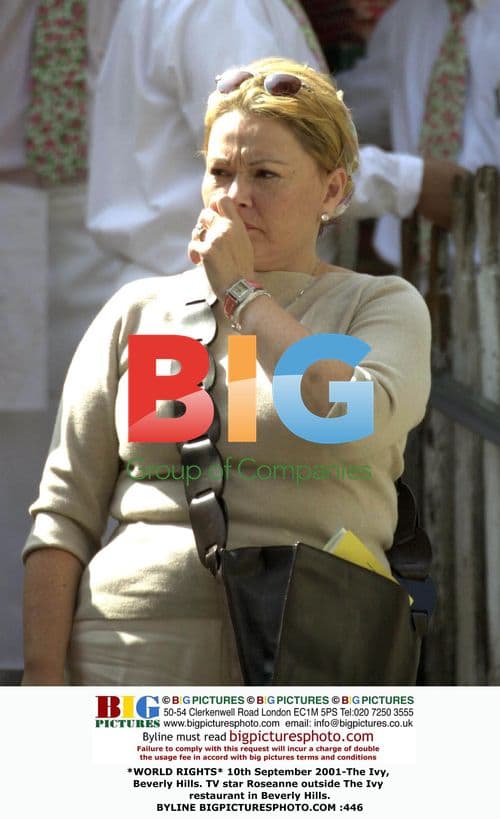 Roseanne outside The Ivy restaurant in Beverly Hills