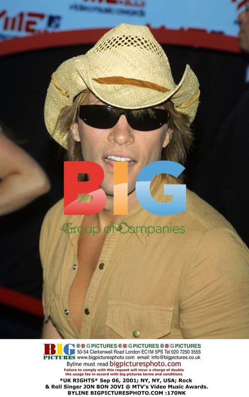 Jon Bon Jovi at 2001 MTV VMAs