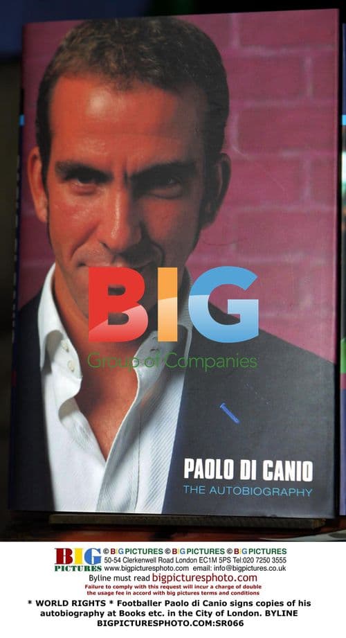Footballer Paolo di Canio signs autobiography
