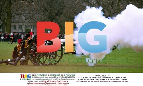 41 Gun Salute for Queen Mother in London