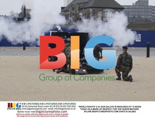 41 Gun Salute for Queen Mother in Woolwich
