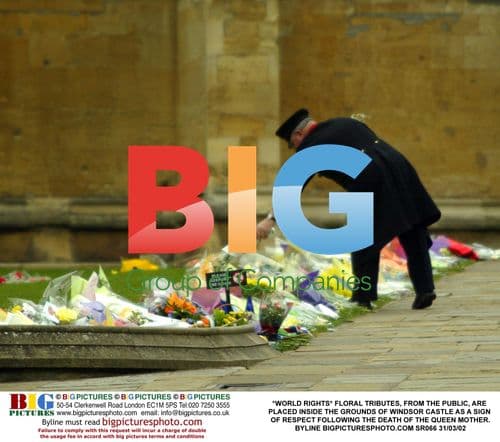 Floral tributes for Queen Mother at Windsor Castle