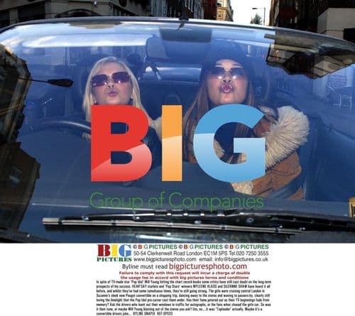 HEAR'SAY's Myleene and Suzanne cruise London