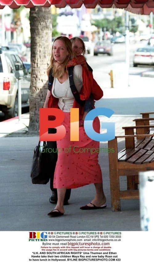 Uma Thurman and Ethan Hawke with kids