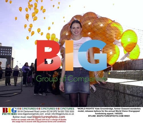 Kate Groombridge releases balloons for World Vision
