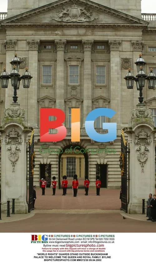Guards Welcome Queen at Buckingham Palace