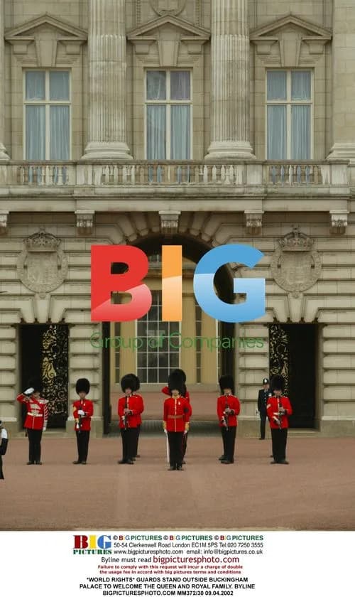 Guards Welcome Queen at Buckingham Palace