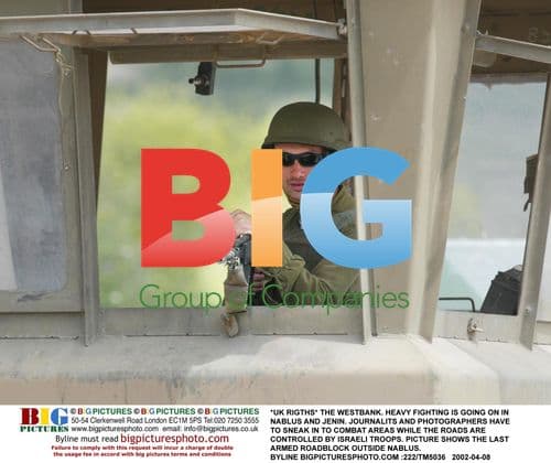 Armed Roadblock Outside Nablus