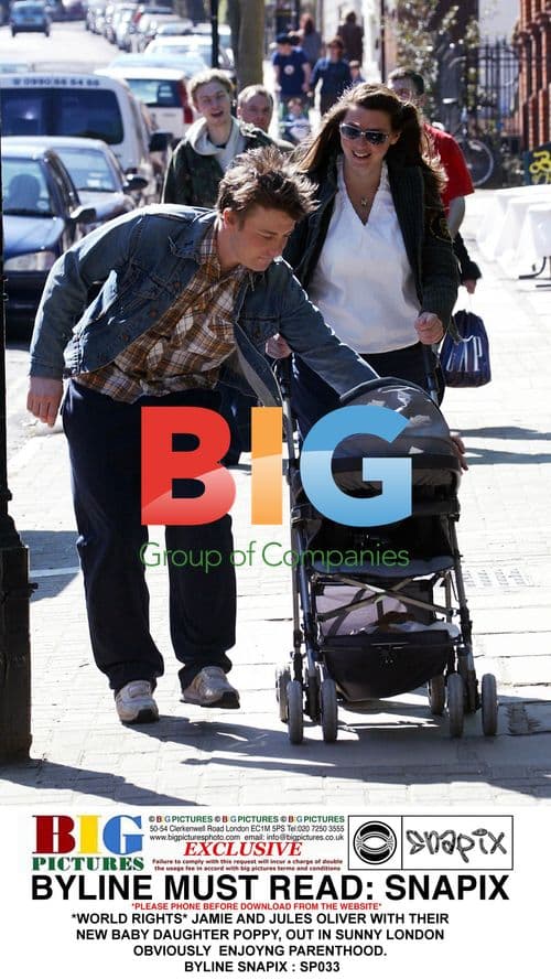 Jamie and Jules Oliver with baby Poppy