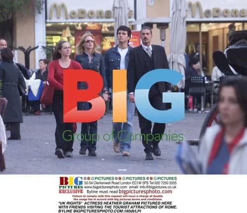Heather Graham Visits Rome Tourist Spots