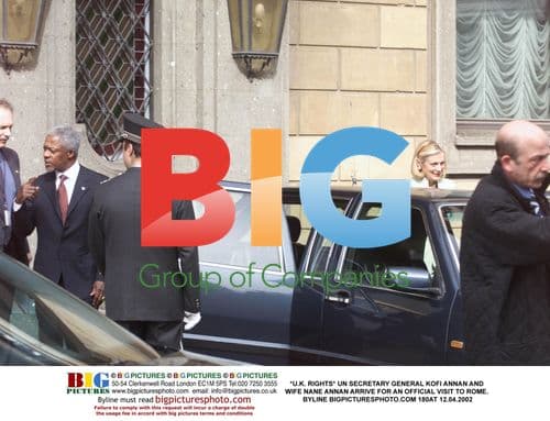 Kofi Annan and wife arrive in Rome