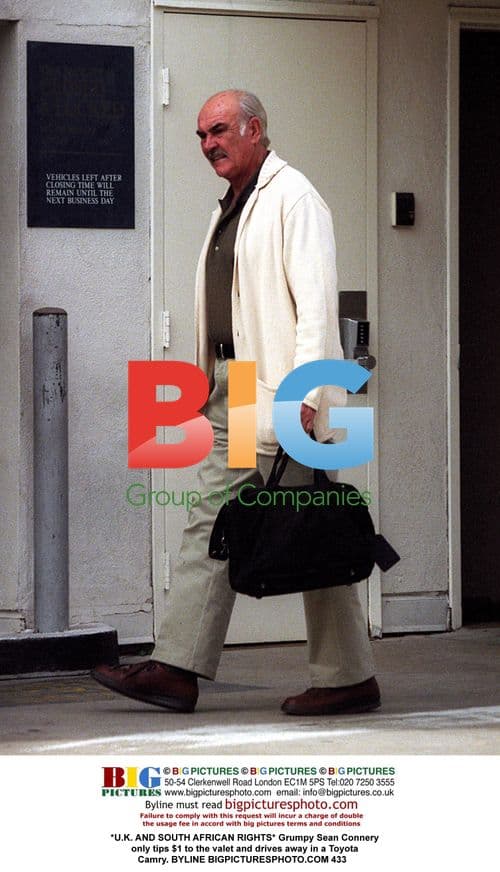 Grumpy Sean Connery Tips $1 to Valet