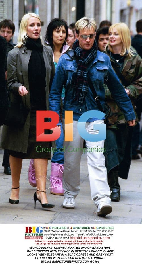 CLAIRE AND H OF STEPS OUT SHOPPING