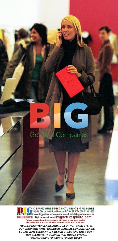 CLAIRE AND H OF STEPS OUT SHOPPING