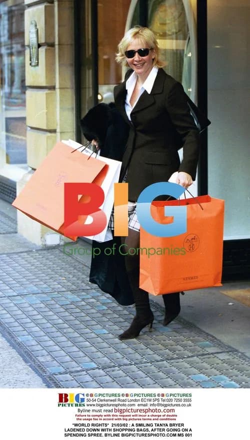 Tanya Bryer Goes on Shopping Spree