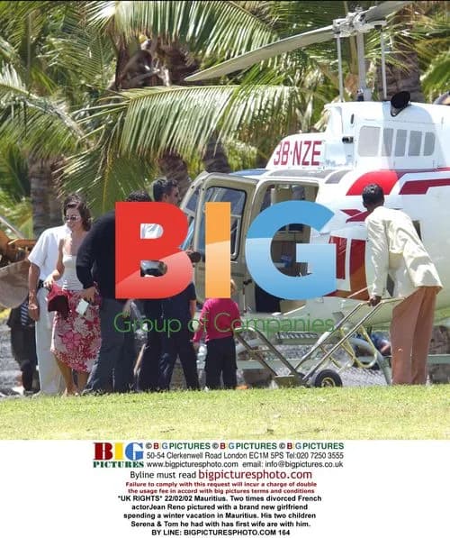 Jean Reno vacationing with new girlfriend in Mauritius