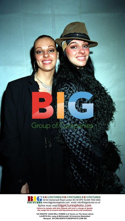 LAURYN HILL sings at McDonalds' Basketball Banquet