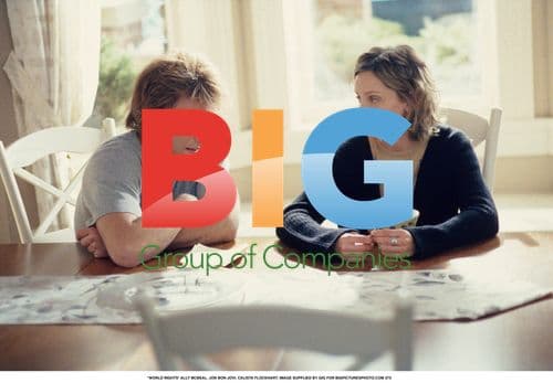 Ally McBeal with Jon Bon Jovi and Calista Flockhart