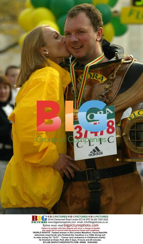 Paula Radcliffe Welcomes Charity Marathon Runner