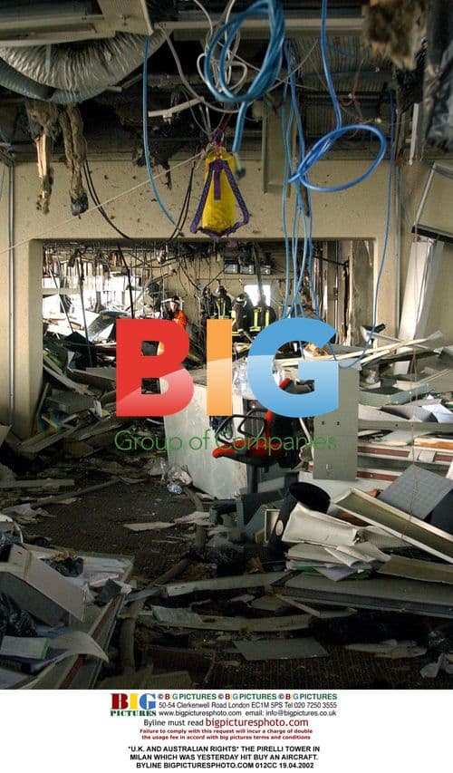 Pirelli Tower Plane Crash in Milan