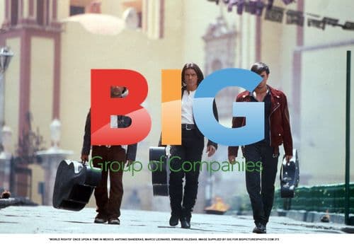 Antonio Banderas, Marco Leonardi, Enrique Iglesias in "Once Upon a Time in Mexico"