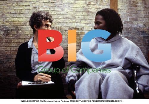 Rita Moreno and Harrold Perrineau in OZ