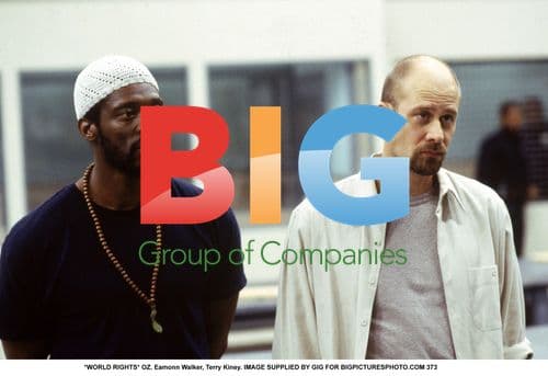 Eamonn Walker and Terry Kiney in OZ