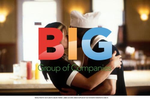 Maura Tierney & James Le Gros in SCOTLAND PA film still