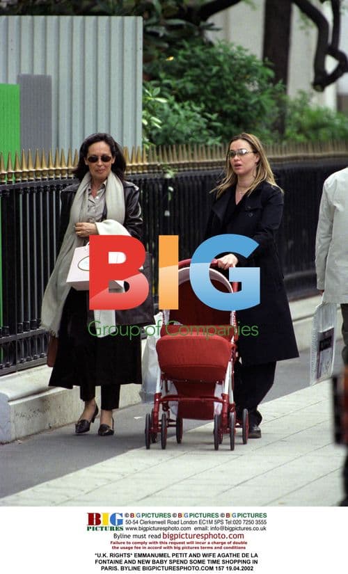 Emmanumel Petit and family shopping in Paris