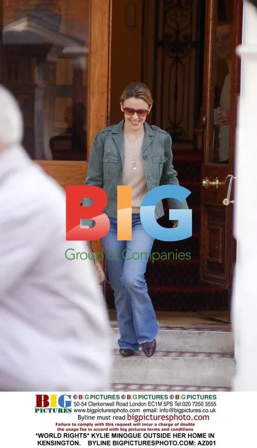 Kylie Minogue Outside Her Kensington Home