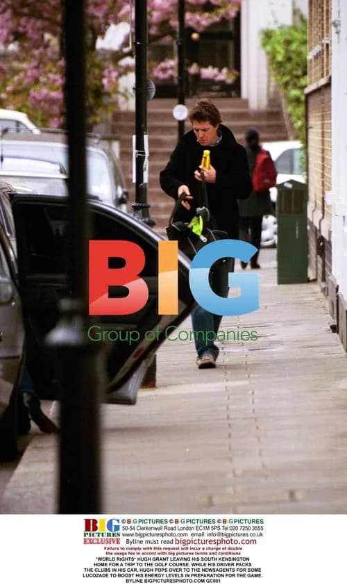 Hugh Grant Runs Golf Errand