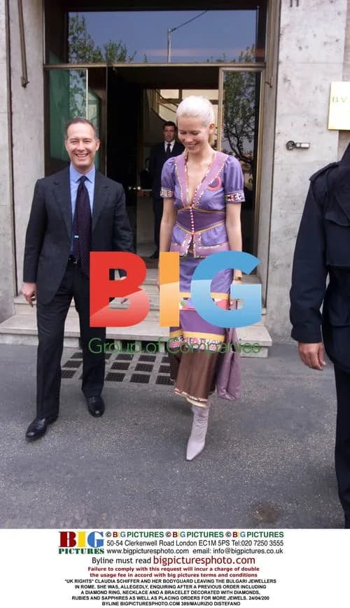 Claudia Schiffer Leaves Bulgari Jewelers