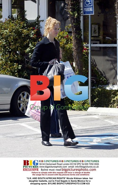 Nicole Kidman and daughter Isabella shop at Fred Segal