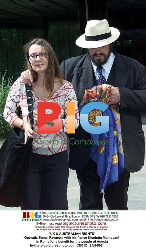 Pavarotti with fiance Nicolette in Rome
