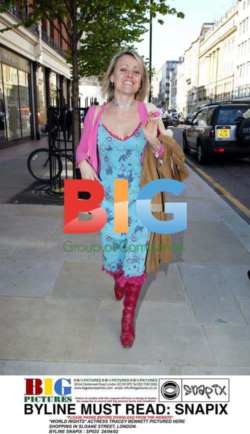 Tracey Bennett Shopping in London