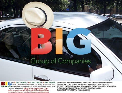 Pavarotti at Pavarotti & Friends Press Conference