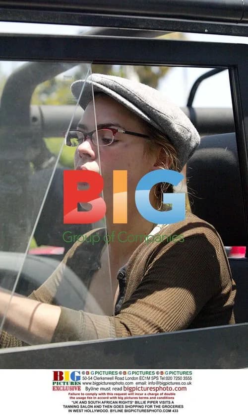 Billie Piper visits tanning salon and shops in WeHo