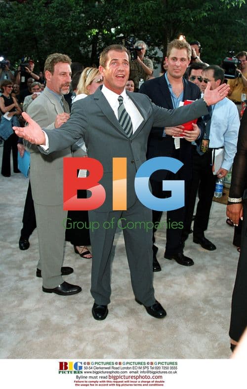 Mel Gibson at 'Signs' premiere