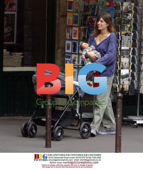 Lou Doillon out with daughter Marlo-Tigger