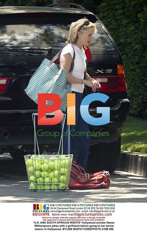 Reese Witherspoon Heads to Tennis Lesson