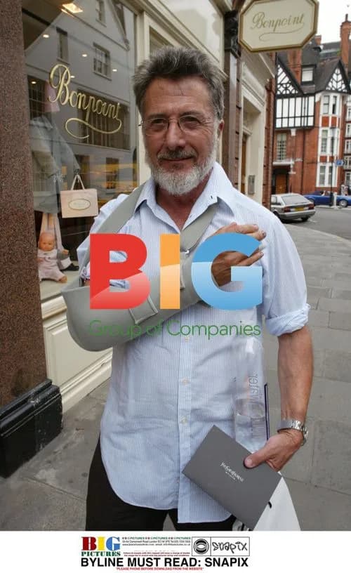 Dustin Hoffman Shopping With Son in London